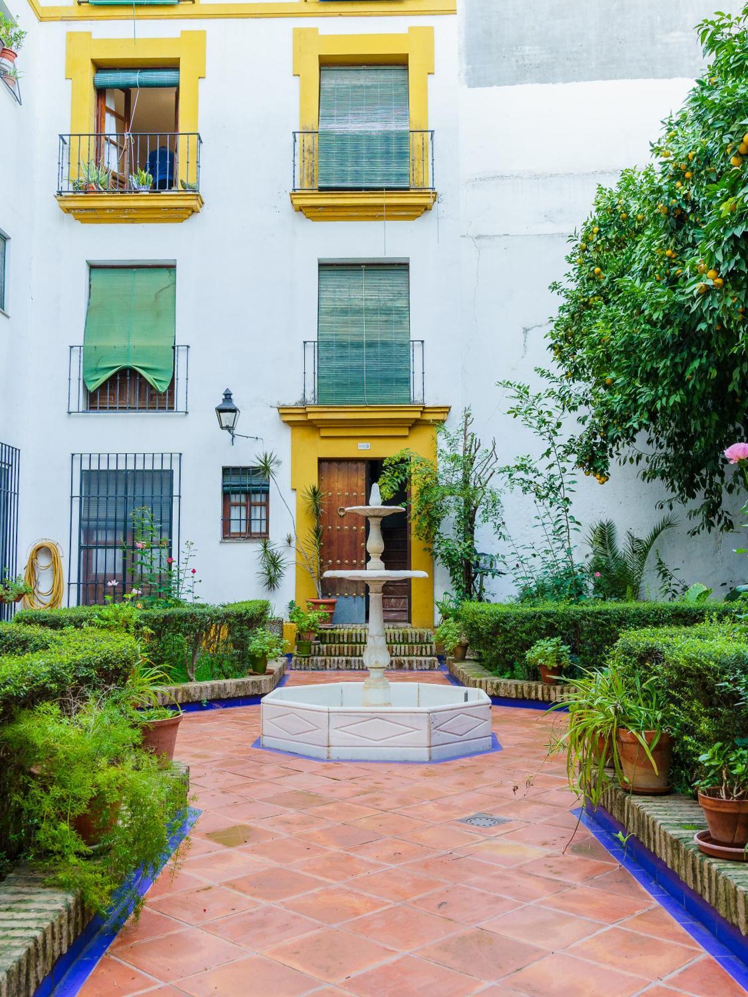 Atico Plaza Cristo De Burgos Apartment Sevilla Exterior foto